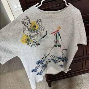 INOAH Art Graphic Boxy Top | Boutique Statement Tee | Size M